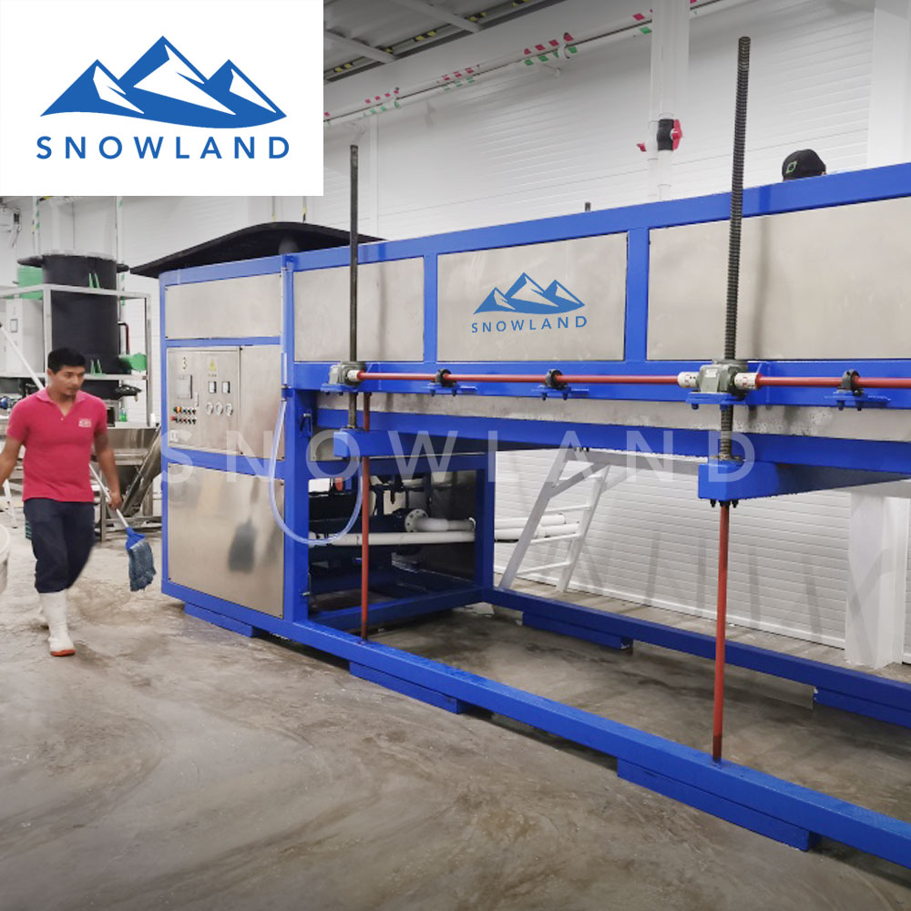 大型块冰机多少钱一台，品质保证，价格优惠，厂家直销，免费送货上门 ，块冰机制冰机 欢迎来电咨询13714333678